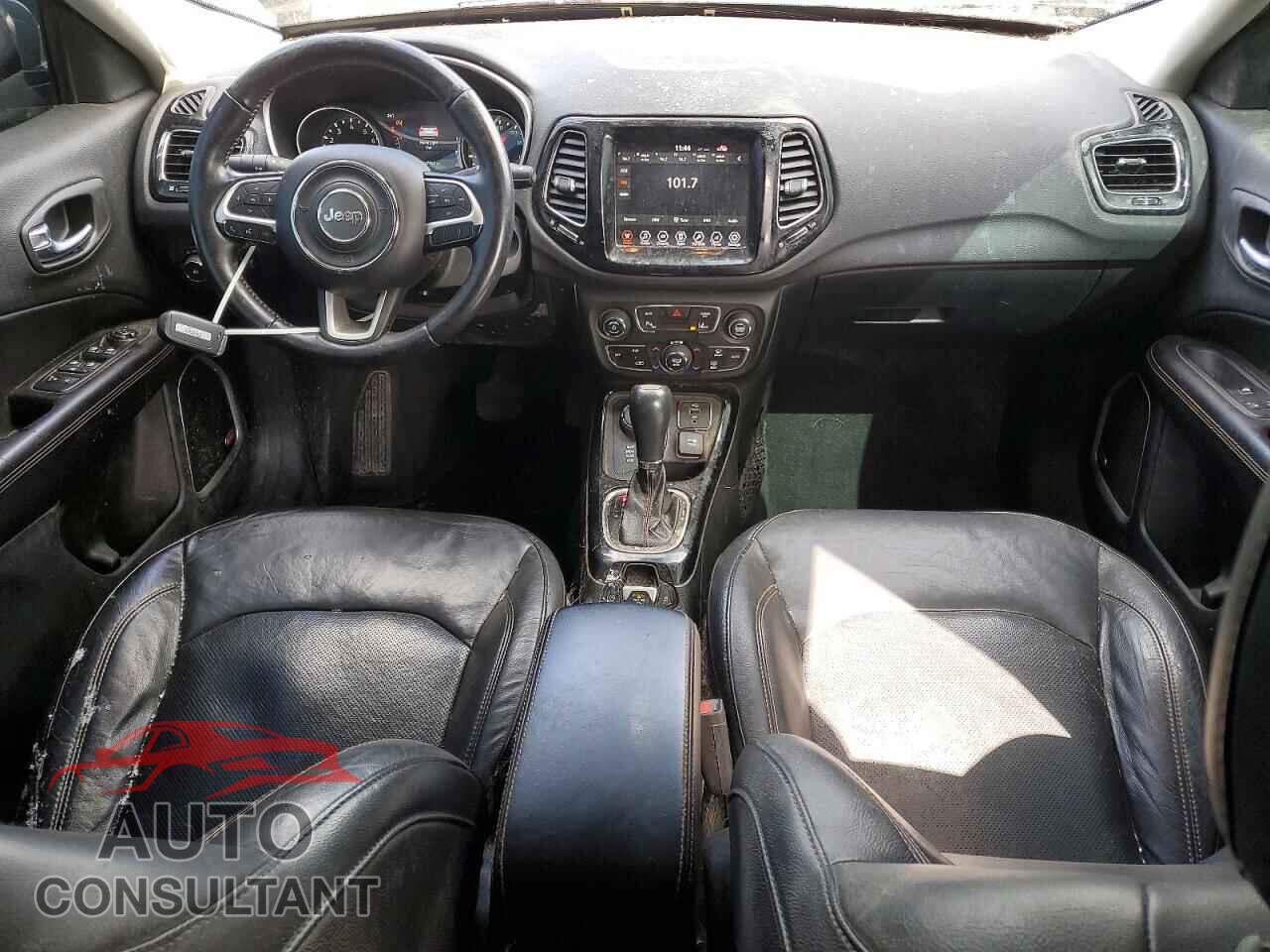 JEEP COMPASS 2018 - 3C4NJDCB8JT163653