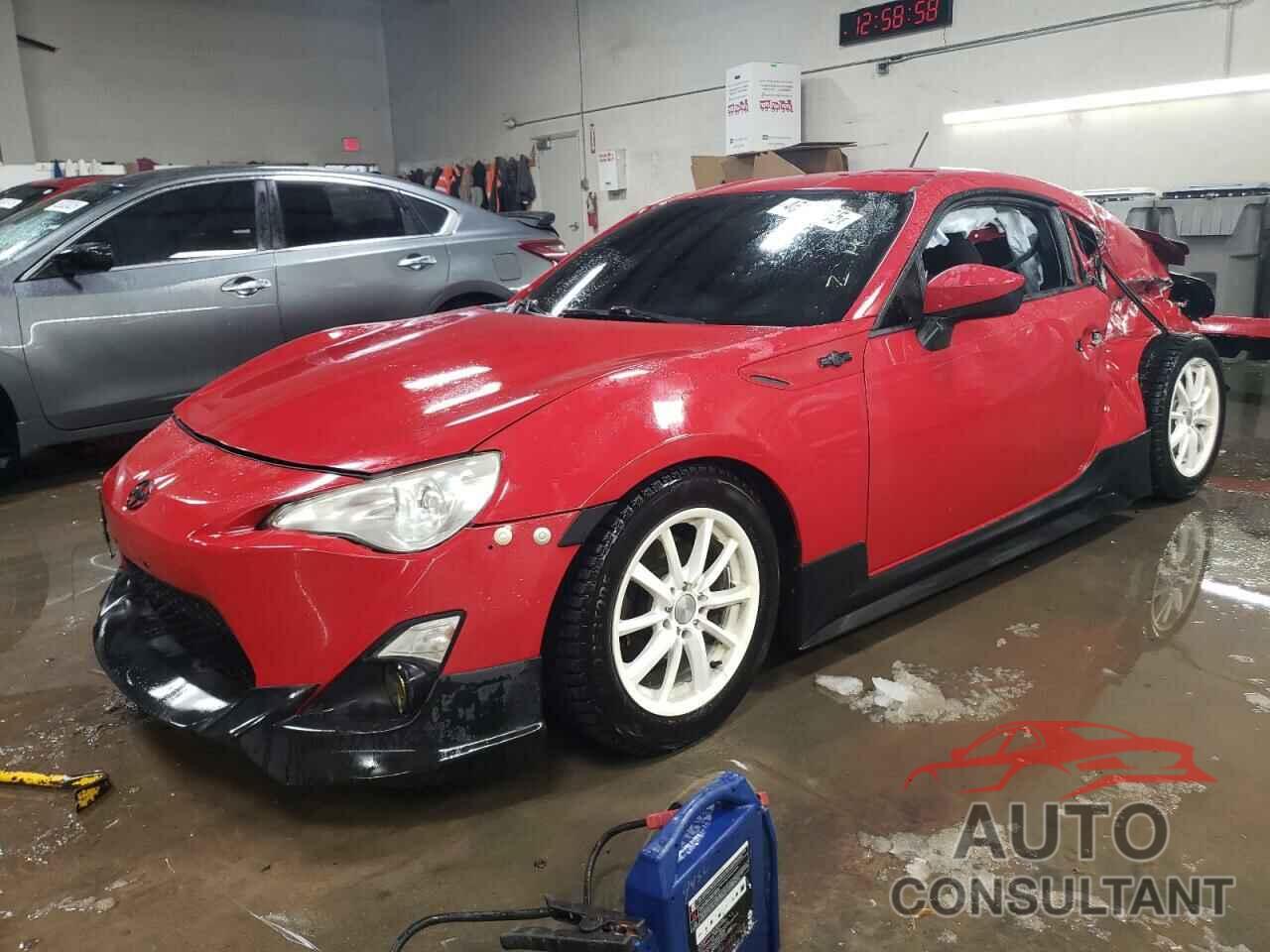 TOYOTA SCION 2013 - JF1ZNAA11D1726672