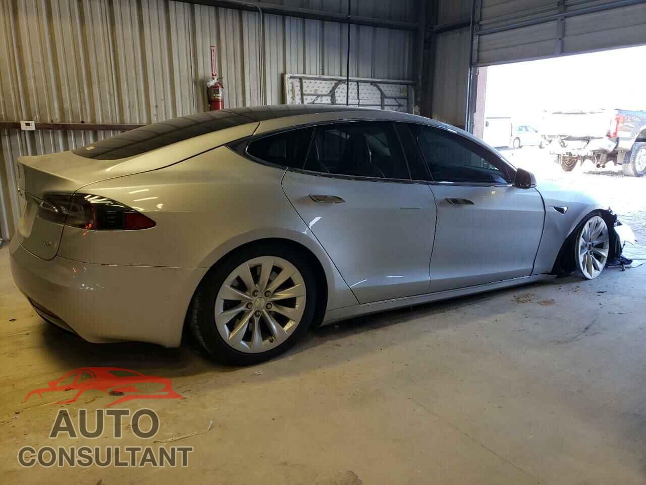 TESLA MODEL S 2017 - 5YJSA1E23HF230439