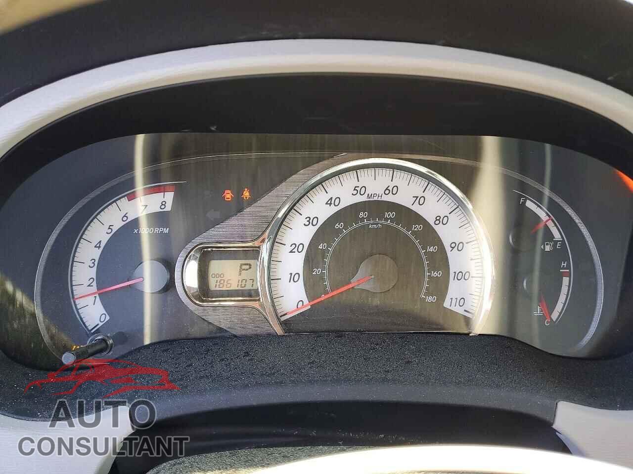 TOYOTA SIENNA 2011 - 5TDXK3DC0BS060911