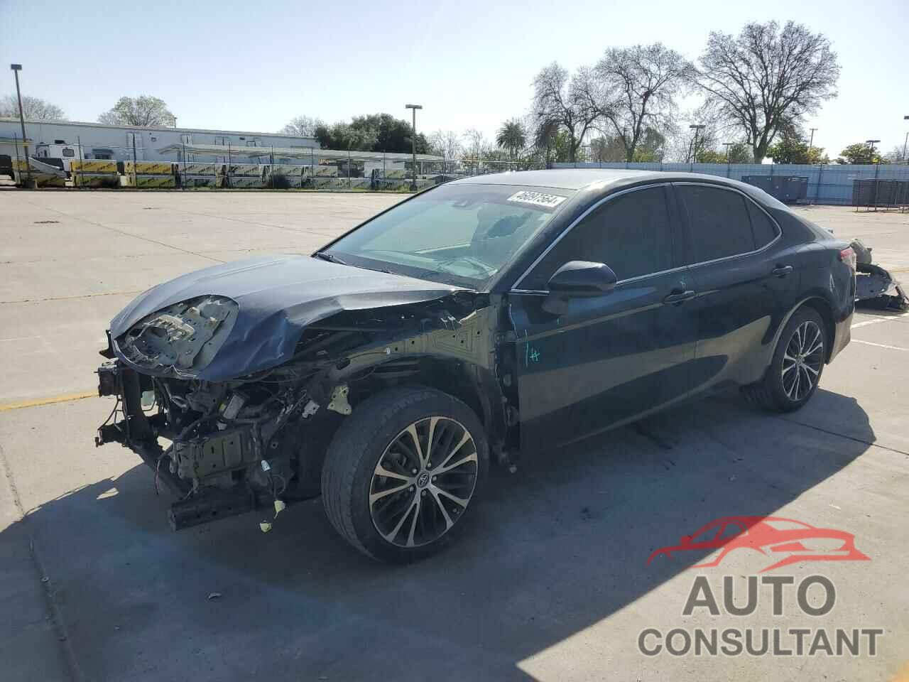 TOYOTA CAMRY 2018 - 4T1B11HK9JU674770