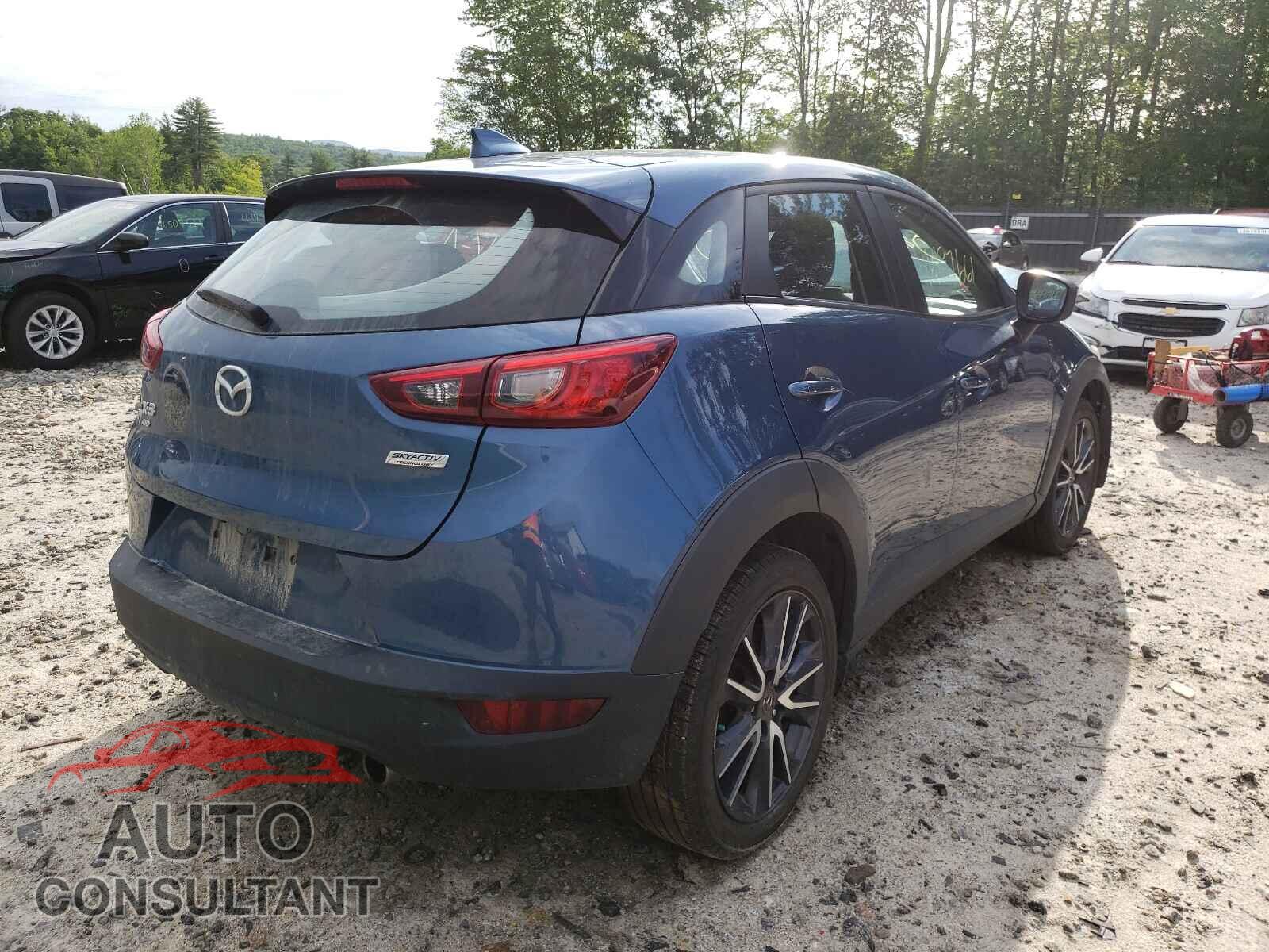 MAZDA CX-3 2018 - JM1DKFC74J0317689