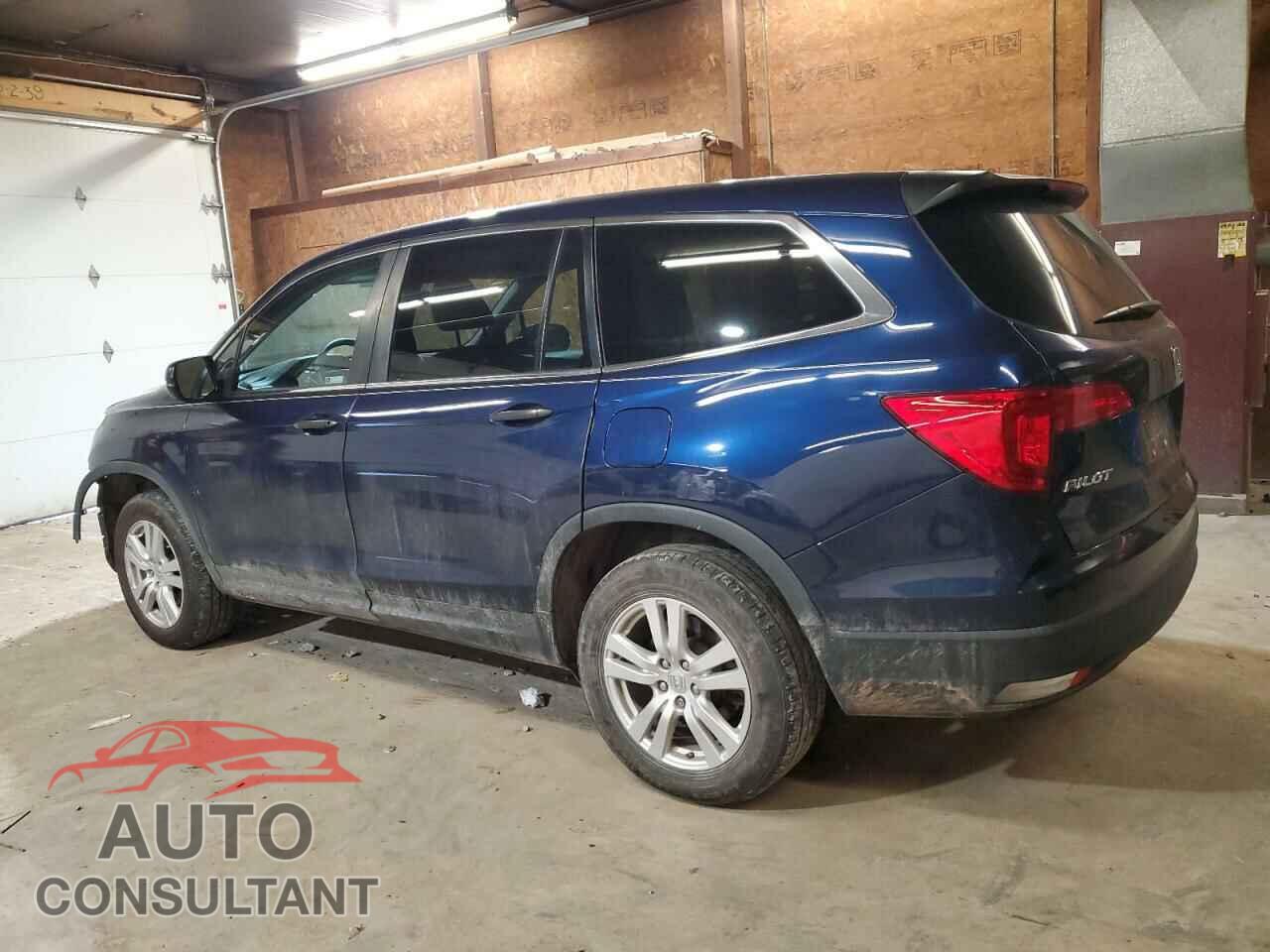 HONDA PILOT 2018 - 5FNYF6H12JB067851
