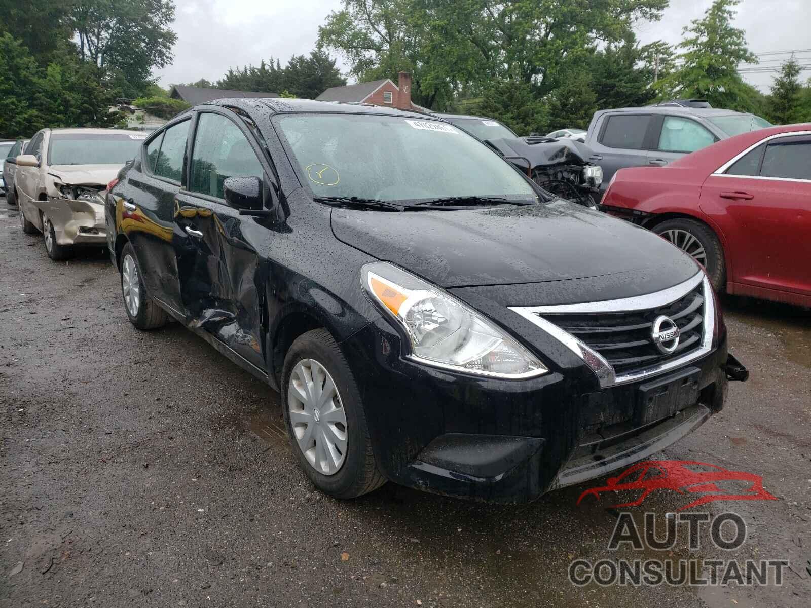 NISSAN VERSA 2019 - 3N1CN7AP6KL836083