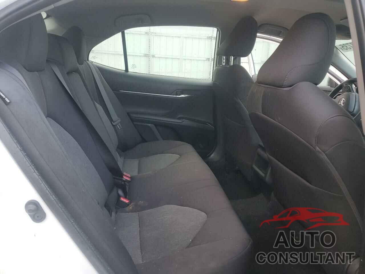 TOYOTA CAMRY 2019 - 4T1B11HK8KU855781