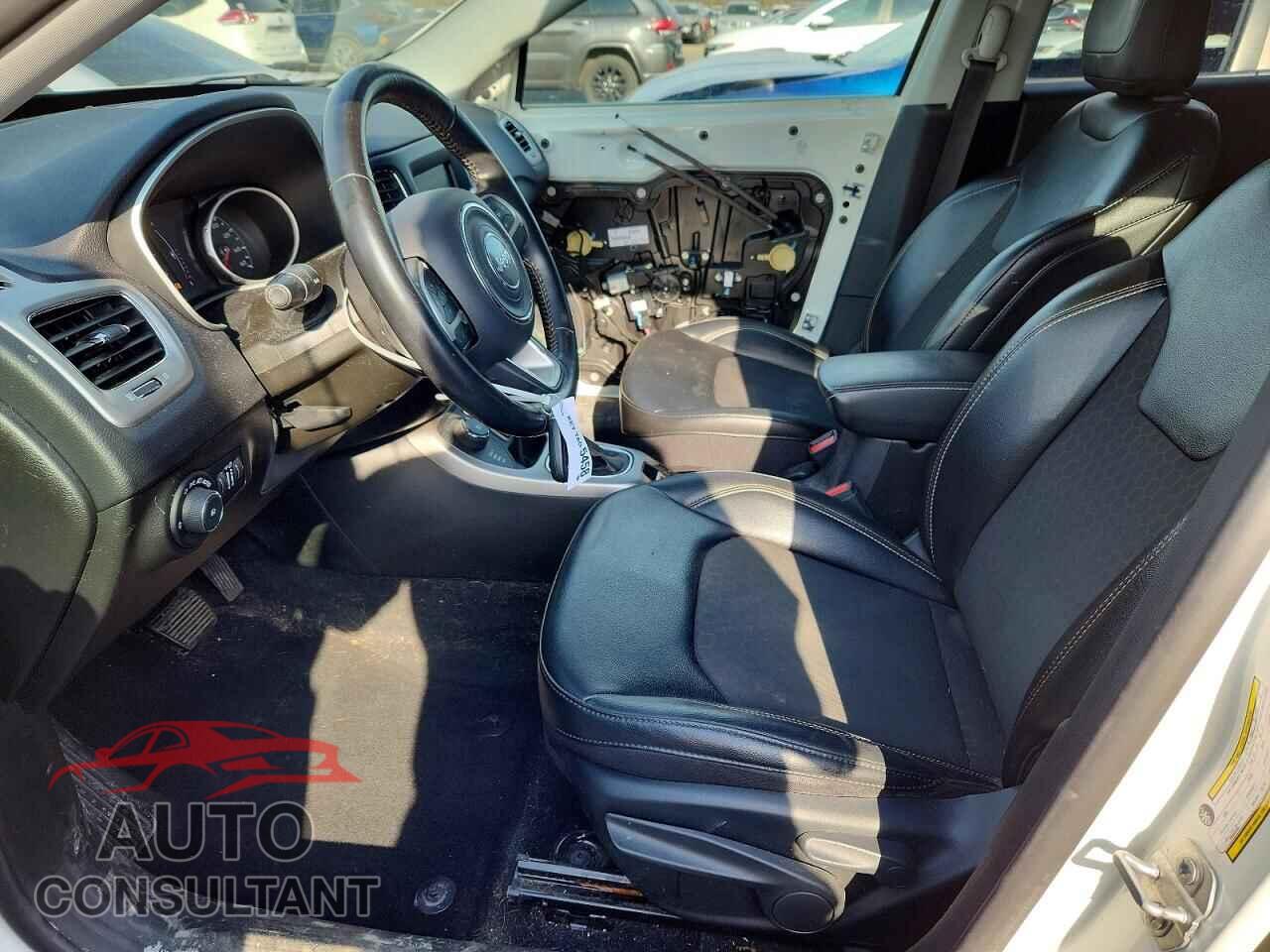JEEP COMPASS 2020 - 3C4NJDBB9LT145831