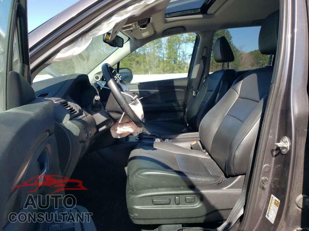 HONDA PILOT 2017 - 5FNYF5H55HB038044