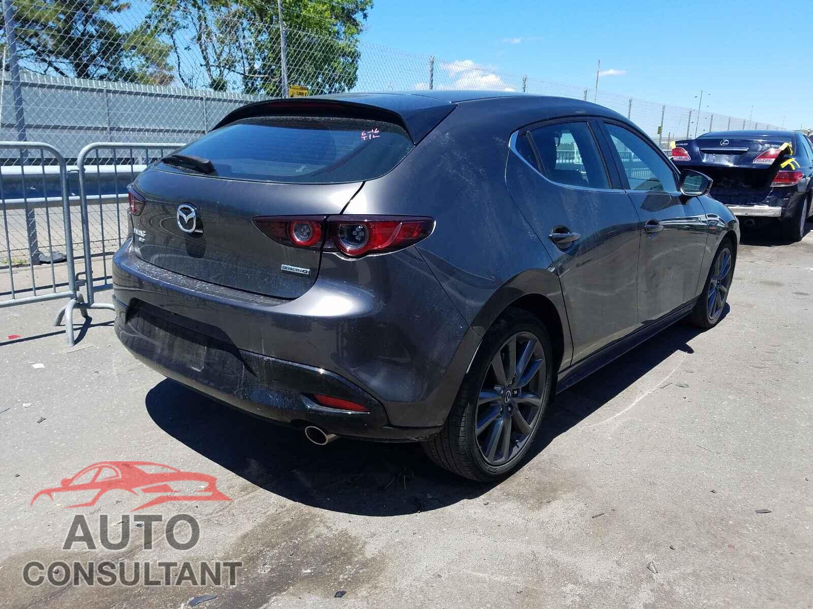 MAZDA 3 2019 - JM1BPBJM9K1136366