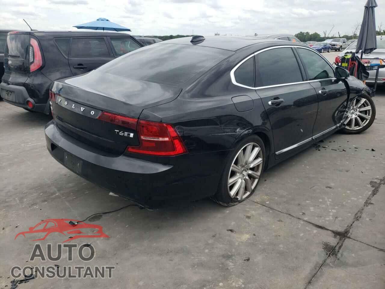 VOLVO S90 2018 - LVY992ML4JP007550