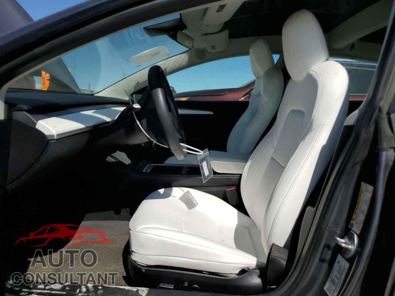 TESLA MODEL 3 2022 - 5YJ3E1EB7NF322576