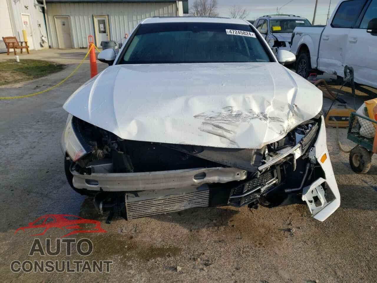 AUDI A4 2017 - WAUDNAF4XHN046059