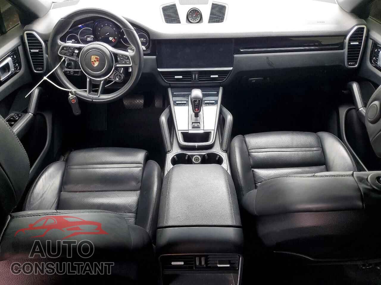 PORSCHE CAYENNE 2020 - WP1BA2AY7LDA46541