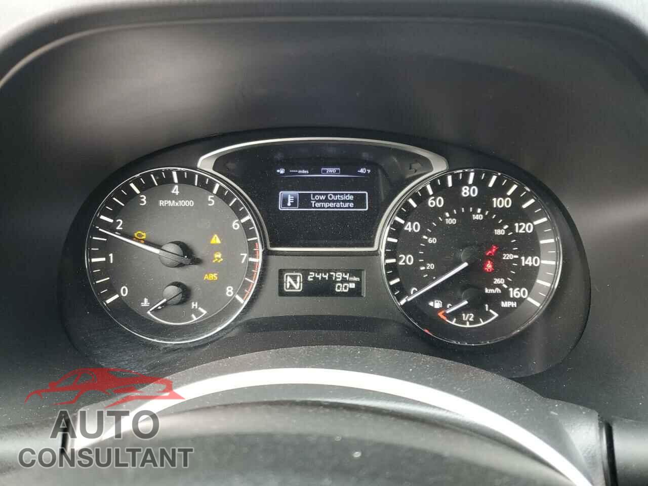 NISSAN PATHFINDER 2013 - 5N1AR2MM0DC666830