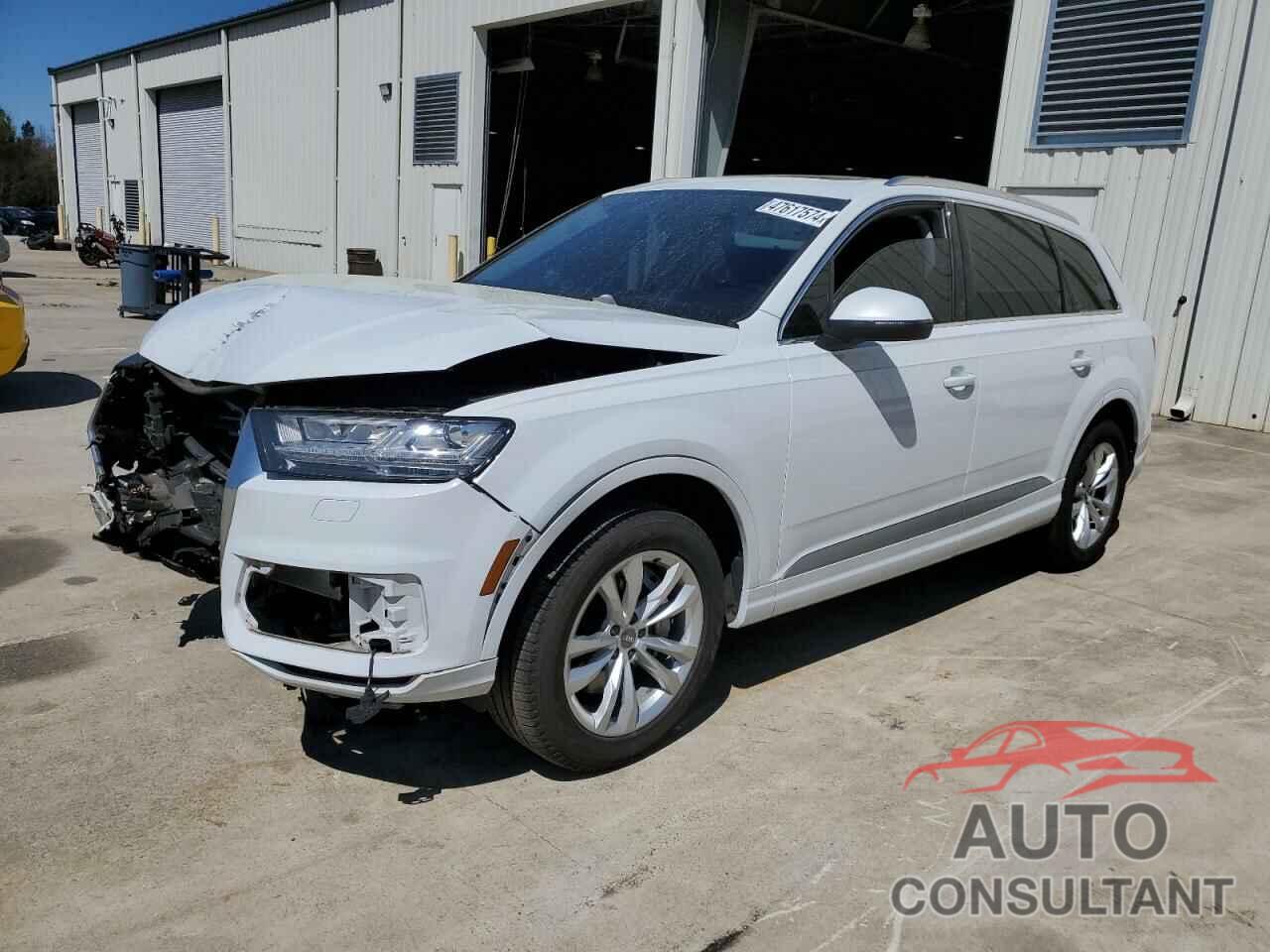 AUDI Q7 2019 - WA1LHAF78KD038890