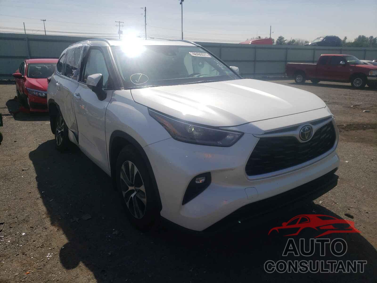 TOYOTA HIGHLANDER 2021 - 5TDGZRBH1MS532596