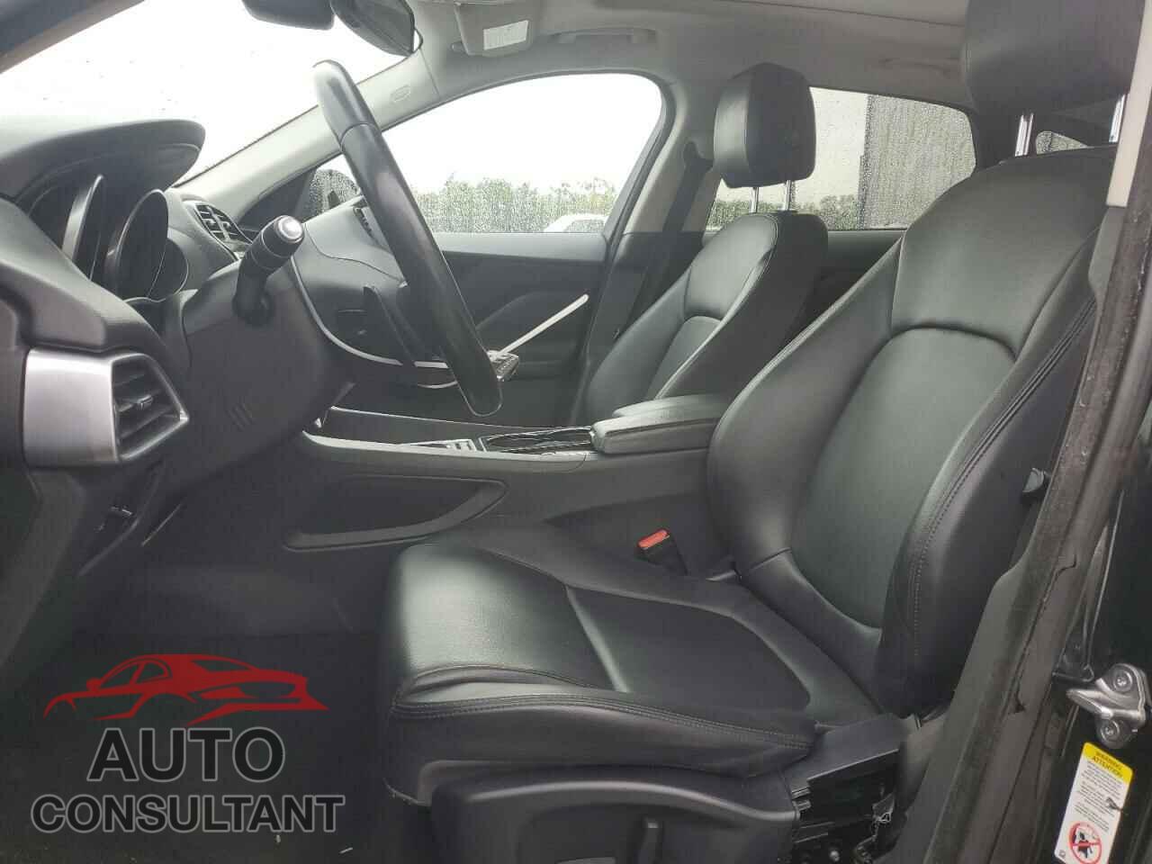 JAGUAR F-PACE 2017 - SADCJ2BVXHA892105