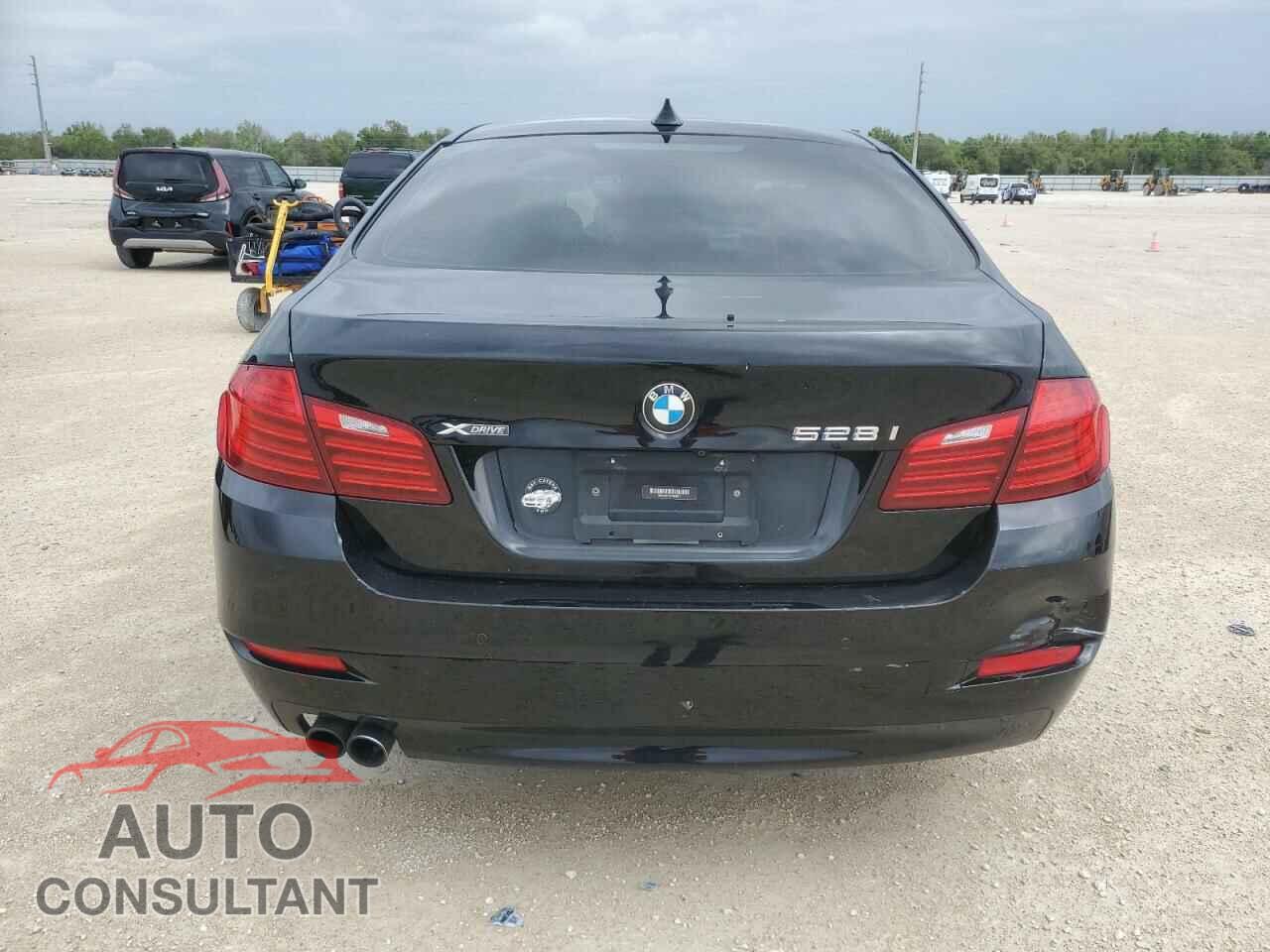 BMW 5 SERIES 2015 - WBA5A7C56FD628811