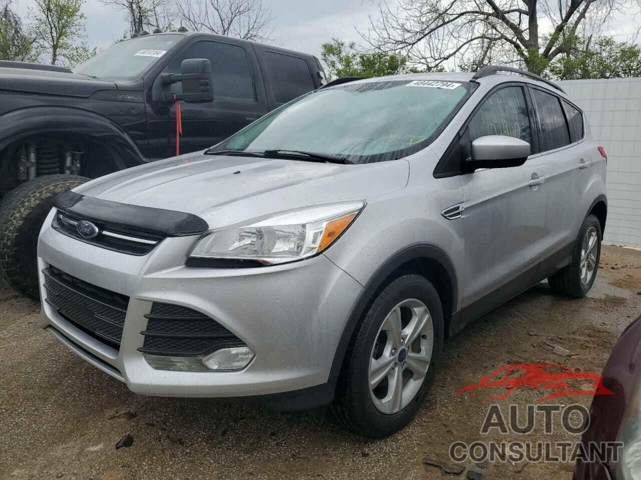 FORD ESCAPE 2016 - 1FMCU0GXXGUC79038