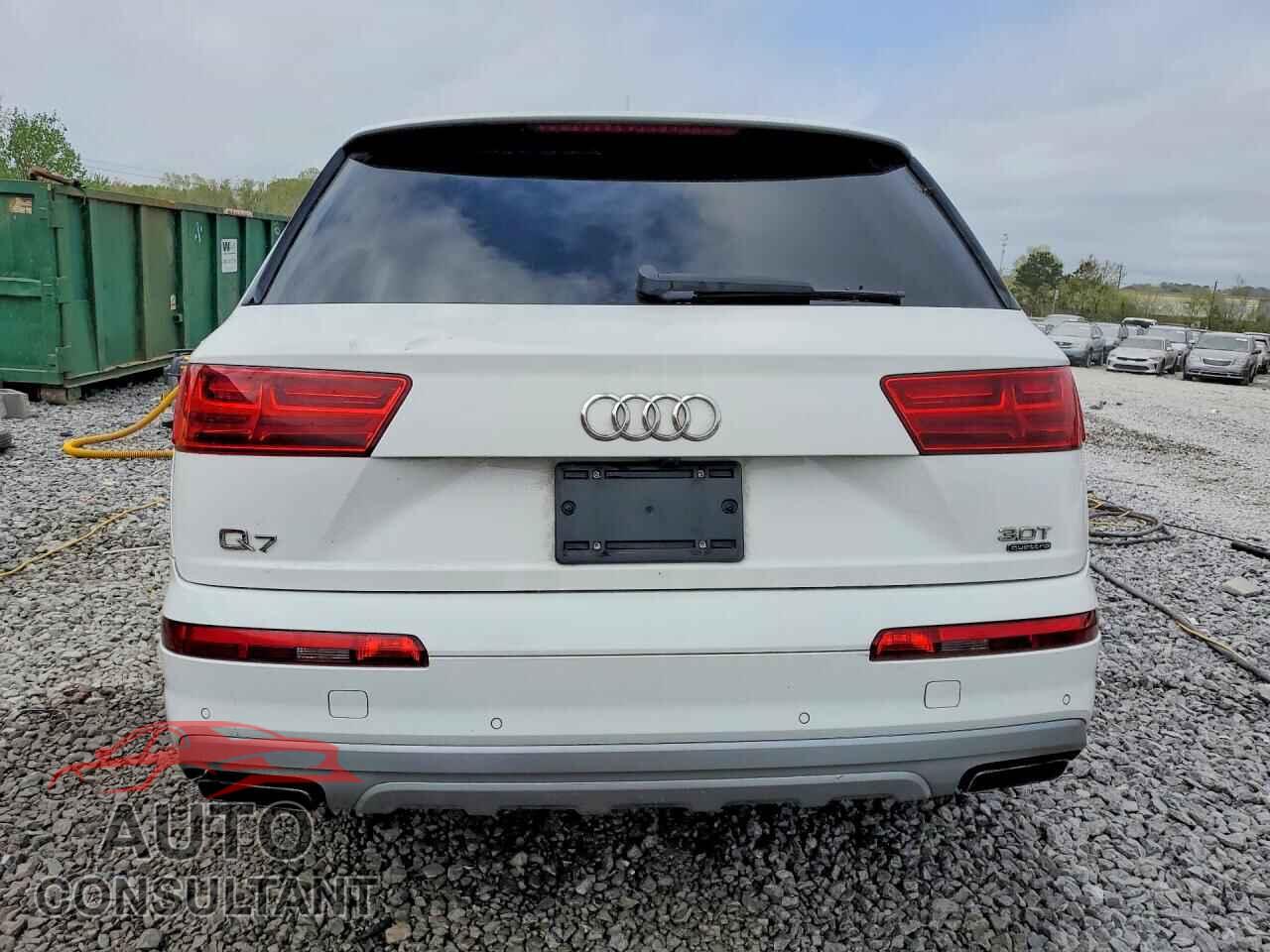 AUDI Q7 2018 - WA1VAAF76JD021663