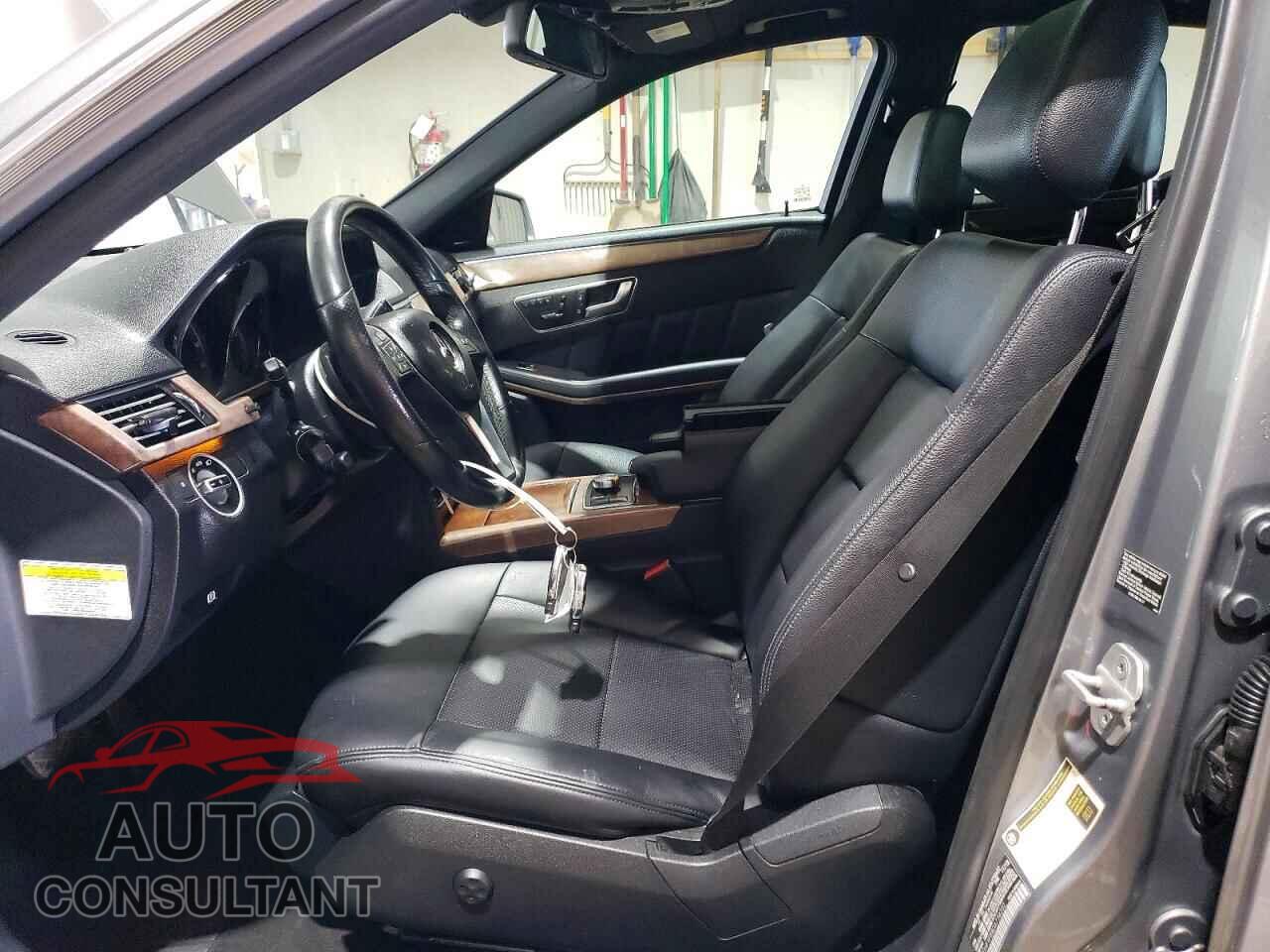 MERCEDES-BENZ E-CLASS 2013 - WDDHF9FB8DA738200