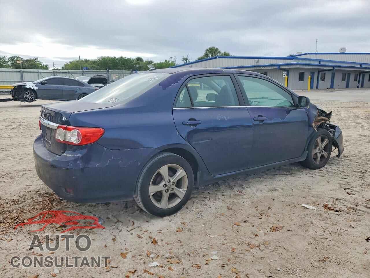 TOYOTA COROLLA 2013 - 2T1BU4EE2DC037765