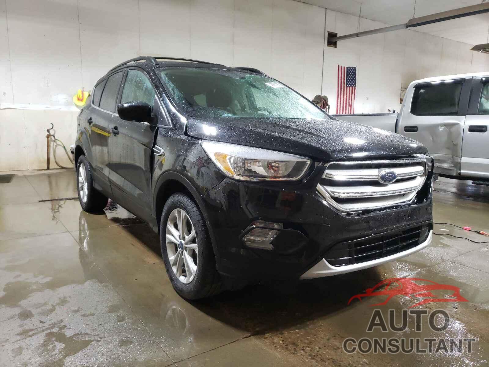FORD ESCAPE 2018 - 1FMCU9GDXJUC47014