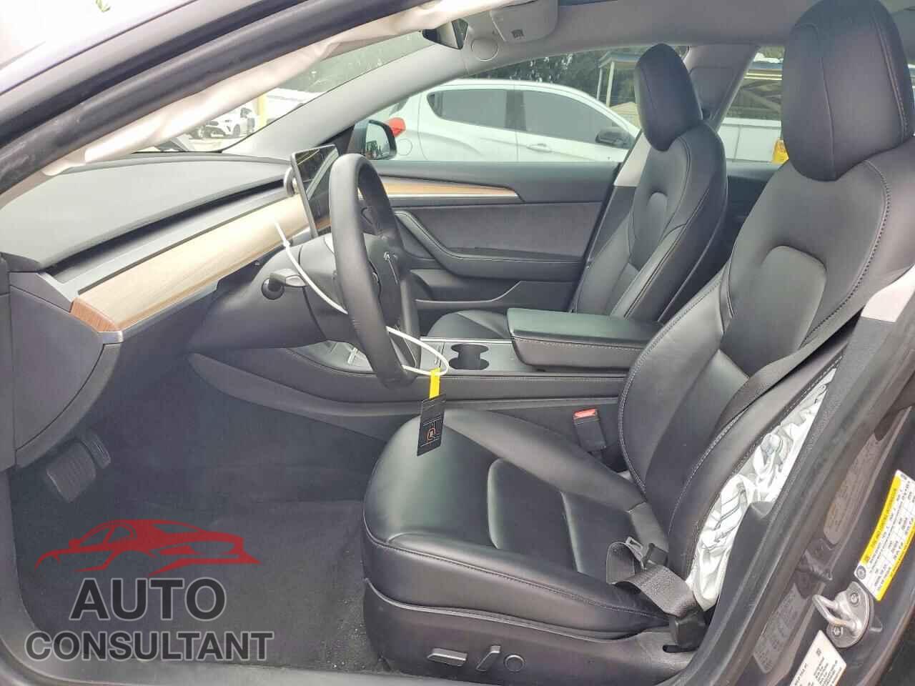TESLA MODEL 3 2021 - 5YJ3E1EB3MF051966