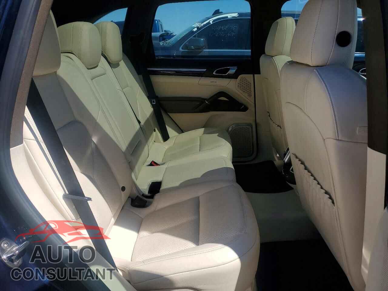 PORSCHE CAYENNE 2013 - WP1AB2A21DLA85833