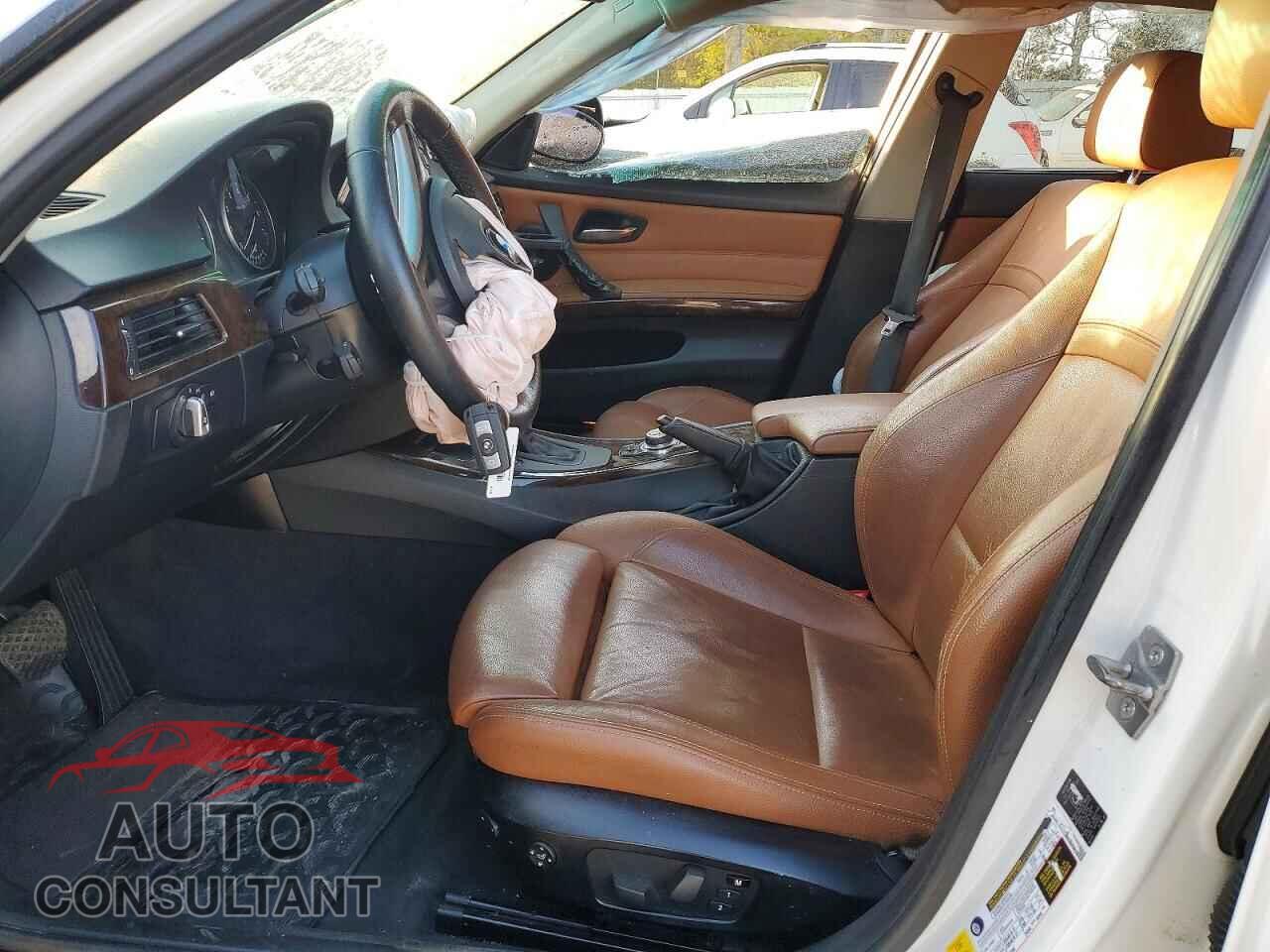 BMW 3 SERIES 2011 - WBAPH5C56BA443890
