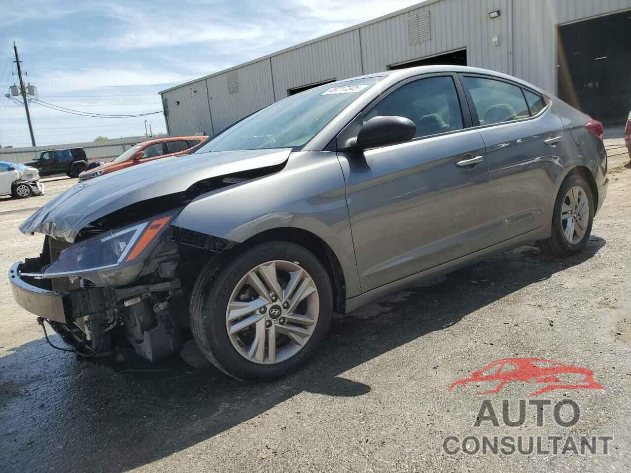 HYUNDAI ELANTRA 2019 - 5NPD84LF1KH492478