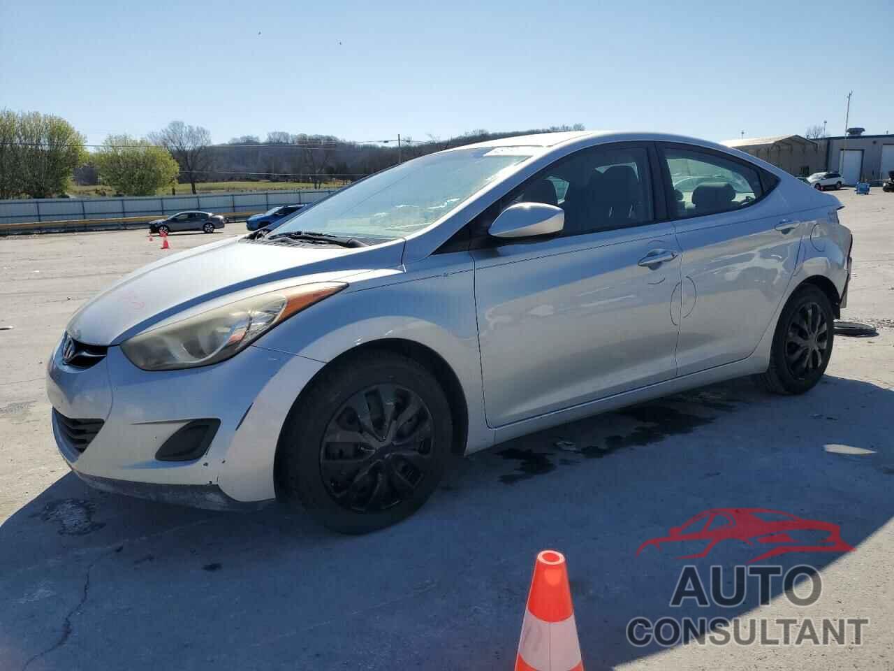 HYUNDAI ELANTRA 2013 - KMHDH4AE1DU525039