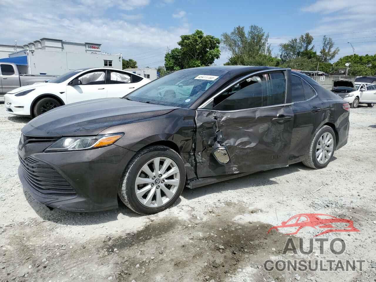 TOYOTA CAMRY 2019 - 4T1B11HK0KU179052