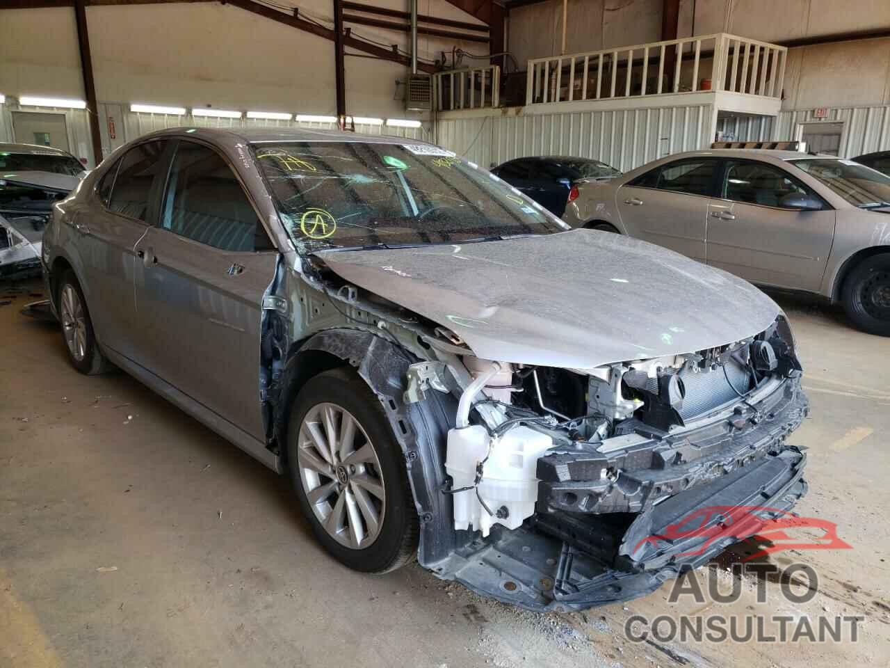 TOYOTA CAMRY 2021 - 4T1C11AK1MU413295