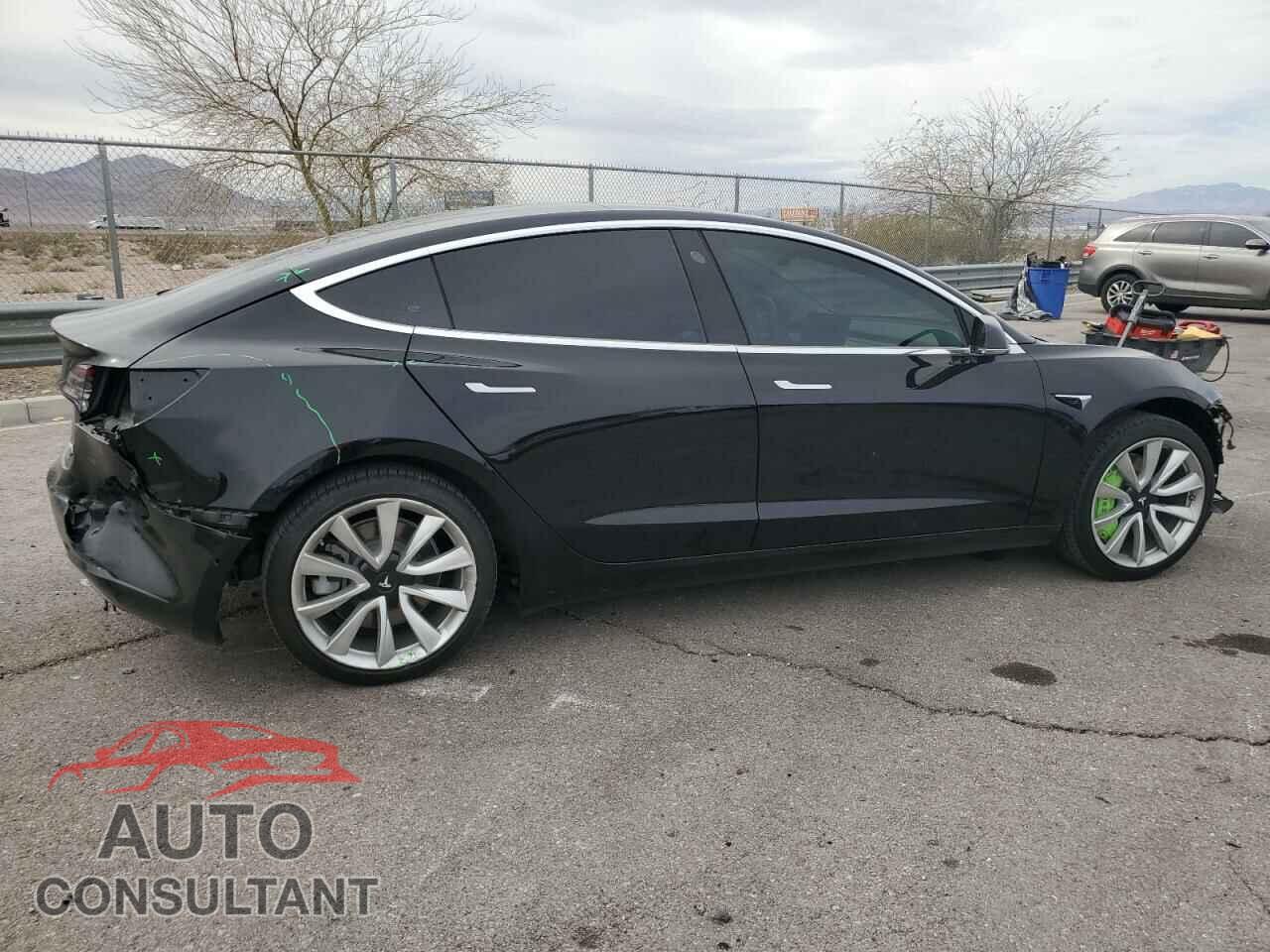 TESLA MODEL 3 2018 - 5YJ3E1EA8JF176092