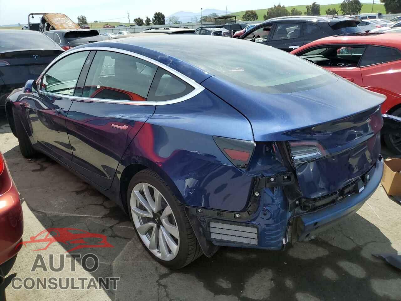 TESLA MODEL 3 2018 - 5YJ3E1EA5JF076550