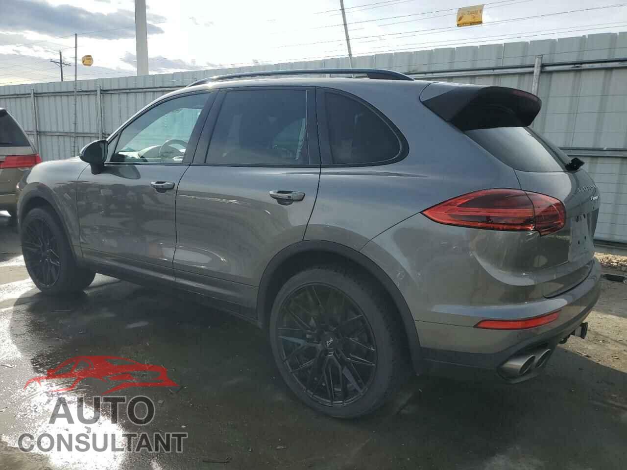 PORSCHE CAYENNE 2017 - WP1AB2A28HLA52849