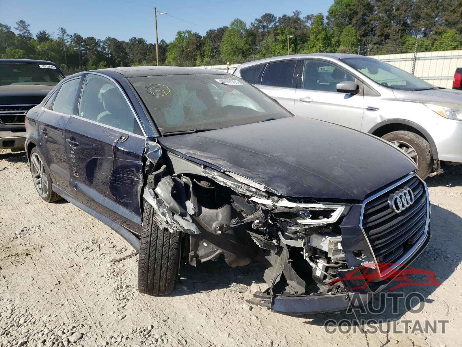 AUDI A3 2019 - WAUGUGFF2KA078295