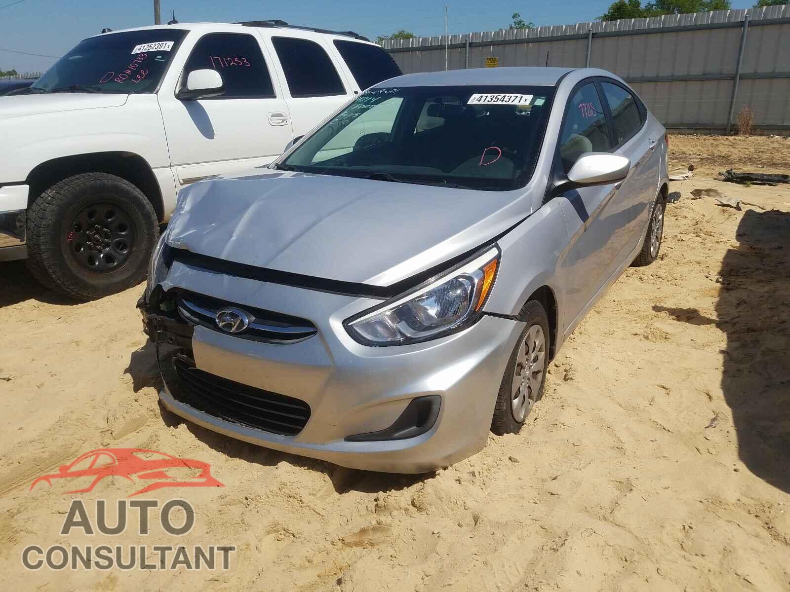 HYUNDAI ACCENT 2017 - KMHCT4AE7HU222542