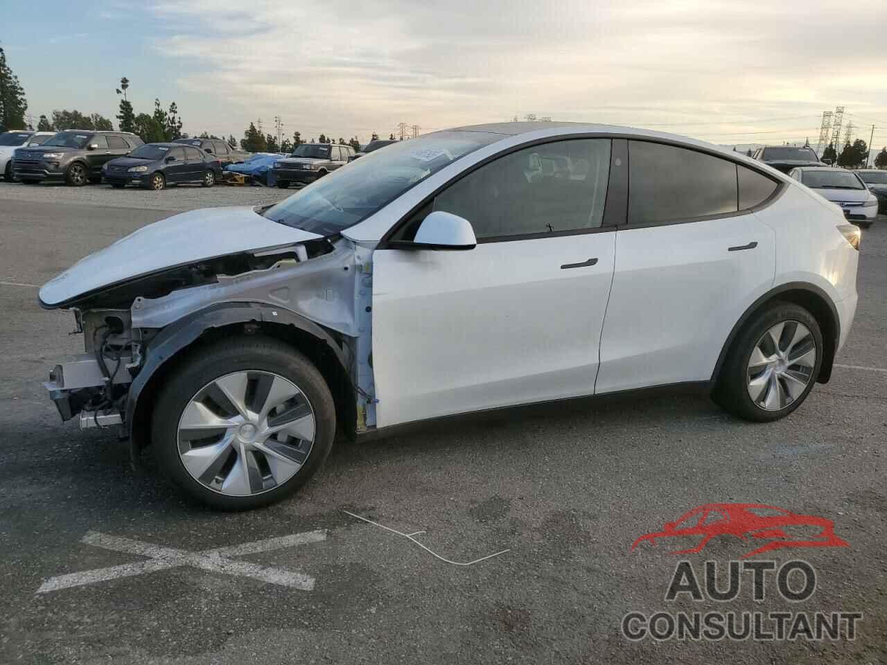 TESLA MODEL Y 2023 - 7SAYGDEE6PF823279