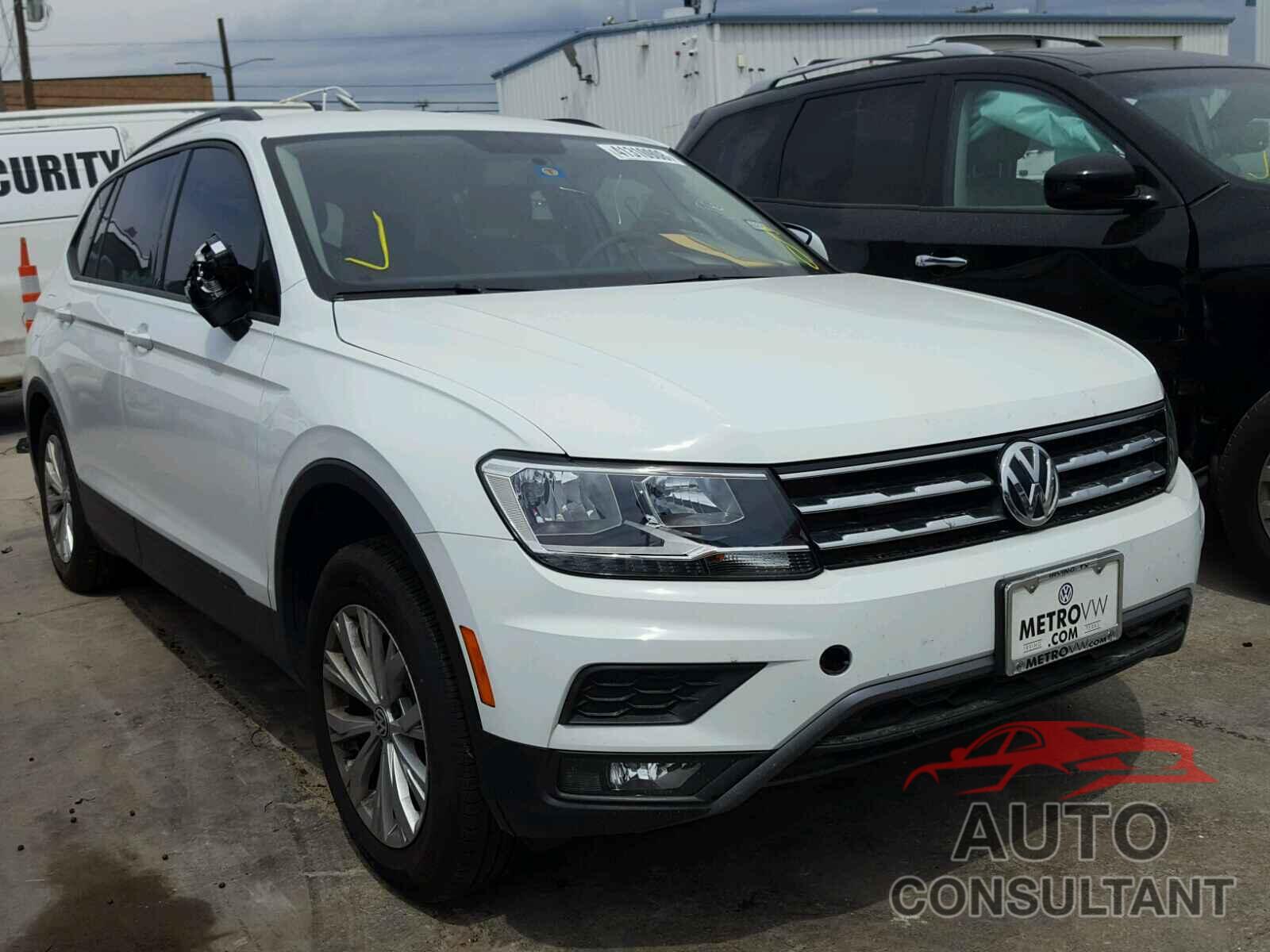 VOLKSWAGEN TIGUAN S 2018 - 3VV1B7AX9JM009282