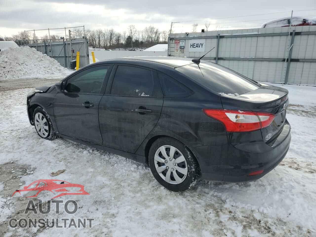 FORD FOCUS 2012 - 1FAHP3F23CL299775