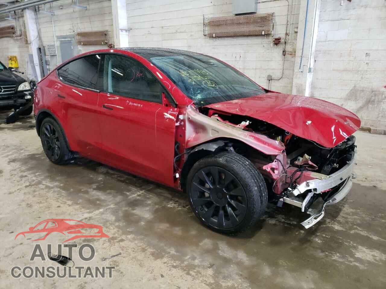 TESLA MODEL Y 2020 - 5YJYGDEEXLF011006