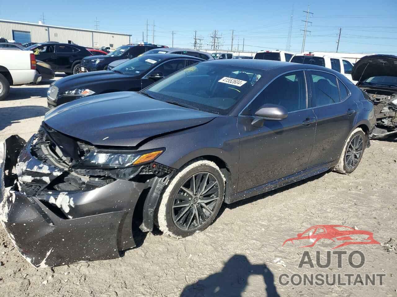 TOYOTA CAMRY 2021 - 4T1G11AK6MU586019