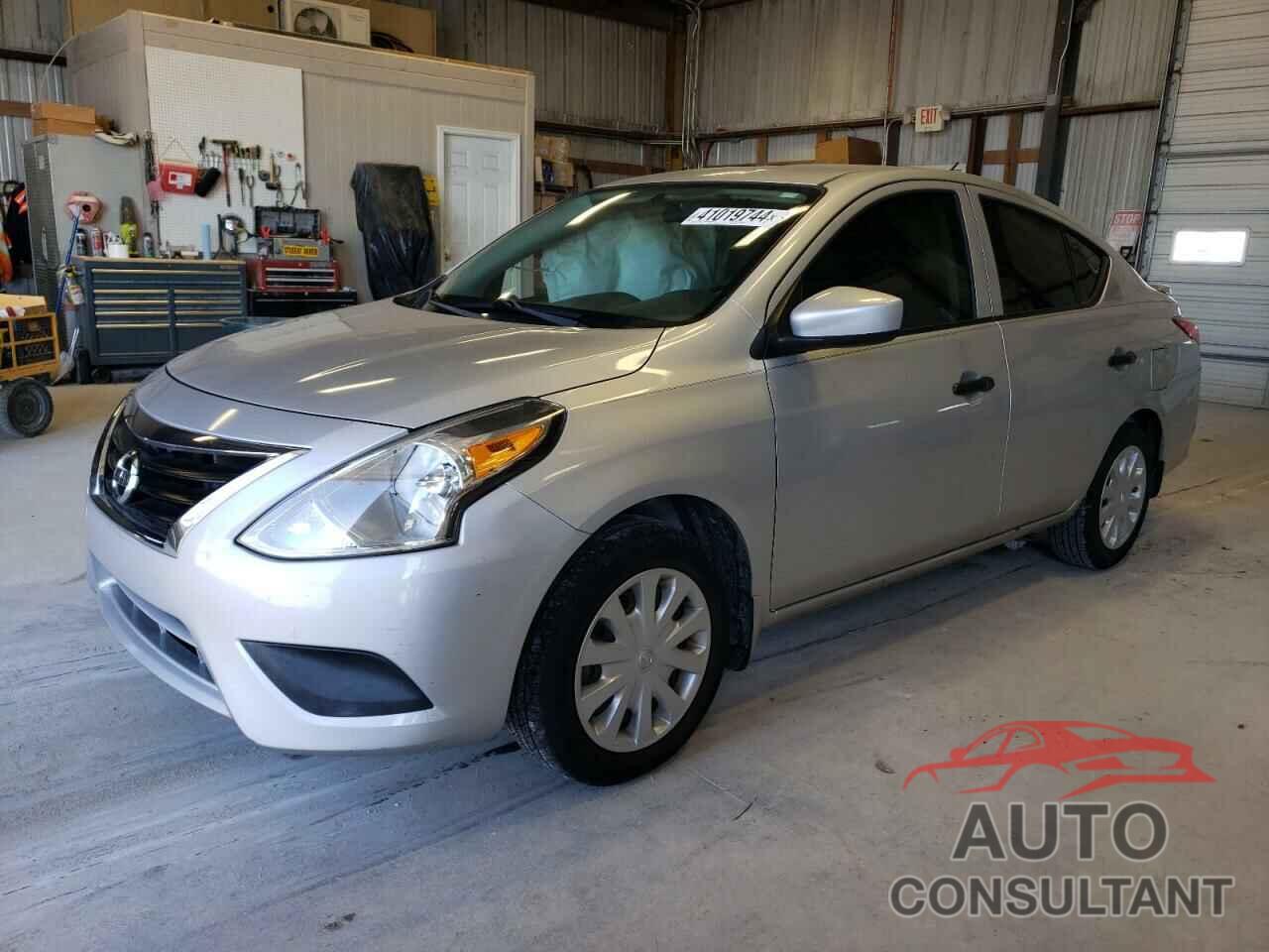 NISSAN VERSA 2017 - 3N1CN7AP5HL902406