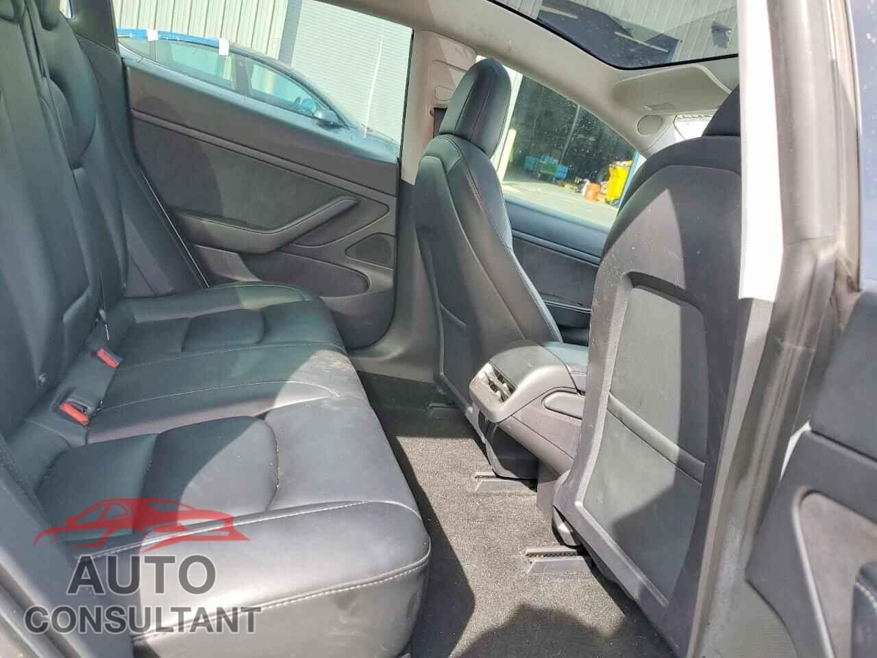 TESLA MODEL 3 2020 - 5YJ3E1EA8LF802470