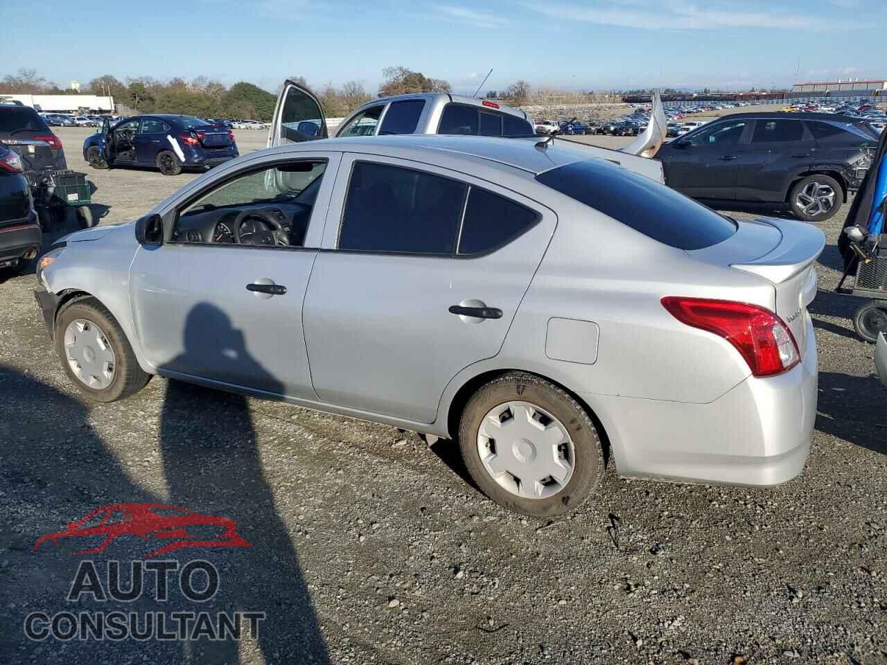 NISSAN VERSA 2015 - 3N1CN7AP8FL894847