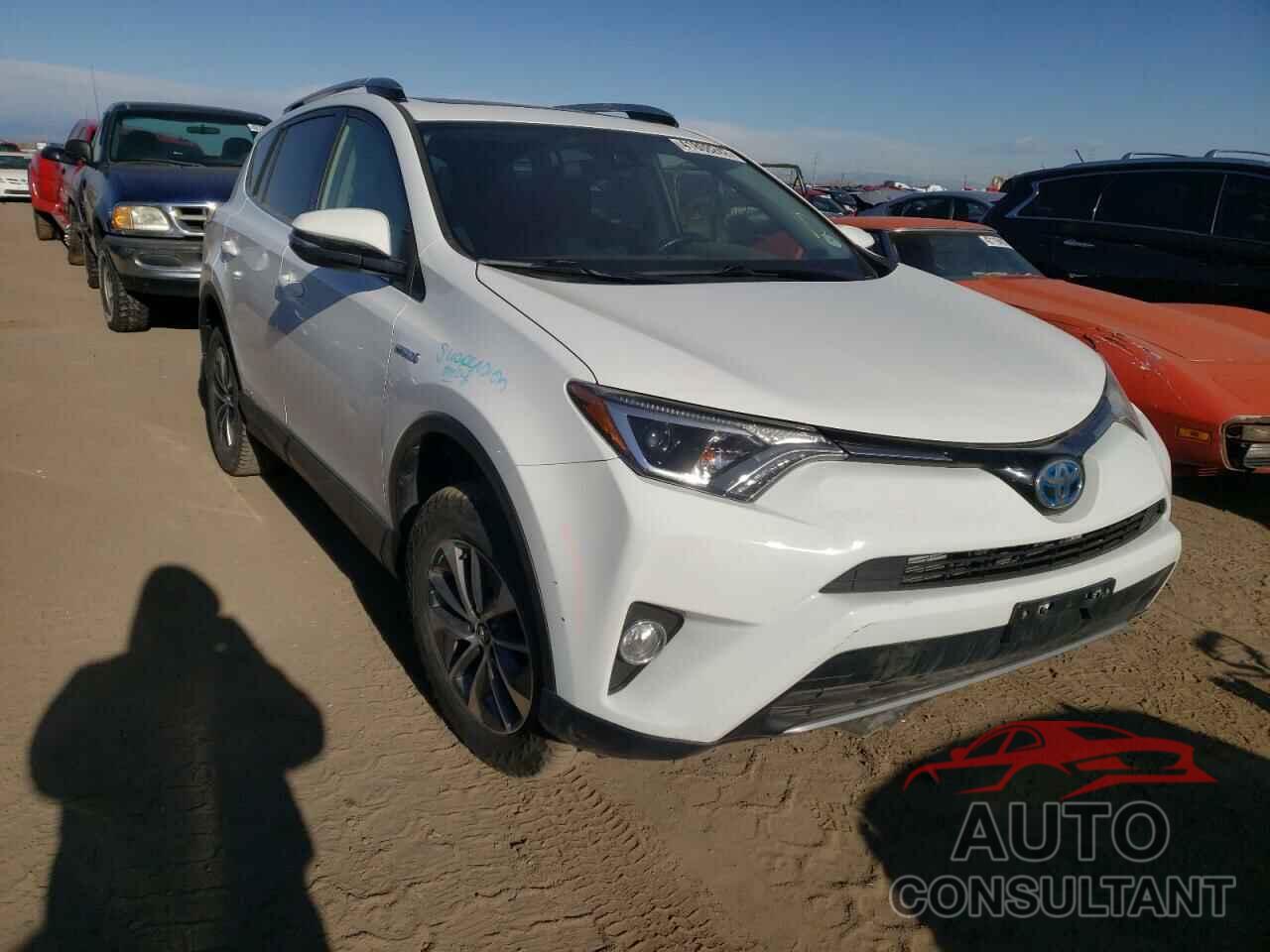 TOYOTA RAV4 2017 - JTMRJREV4HD078556