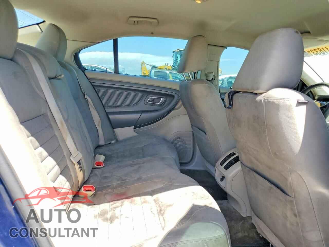 FORD TAURUS 2012 - 1FAHP2DW2CG124152