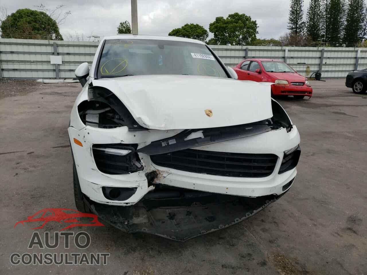 PORSCHE CAYENNE 2016 - WP1AA2A20GLA08149
