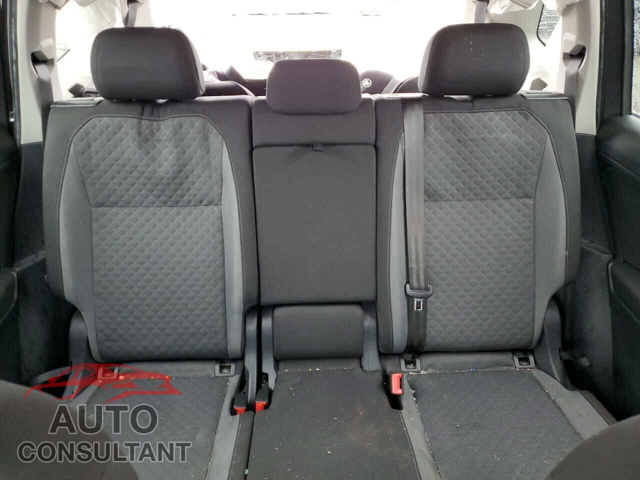 VOLKSWAGEN TIGUAN 2019 - 3VV1B7AX3KM123473